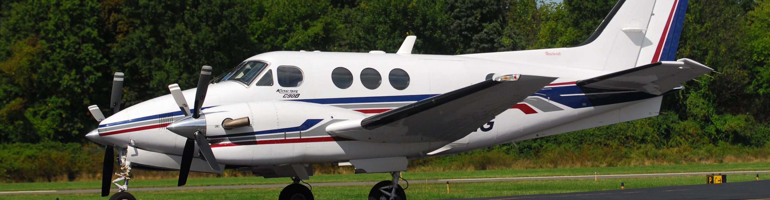 Professional pilot training near New York City at Century Air, Essex County Airport, Caldwell NJ.